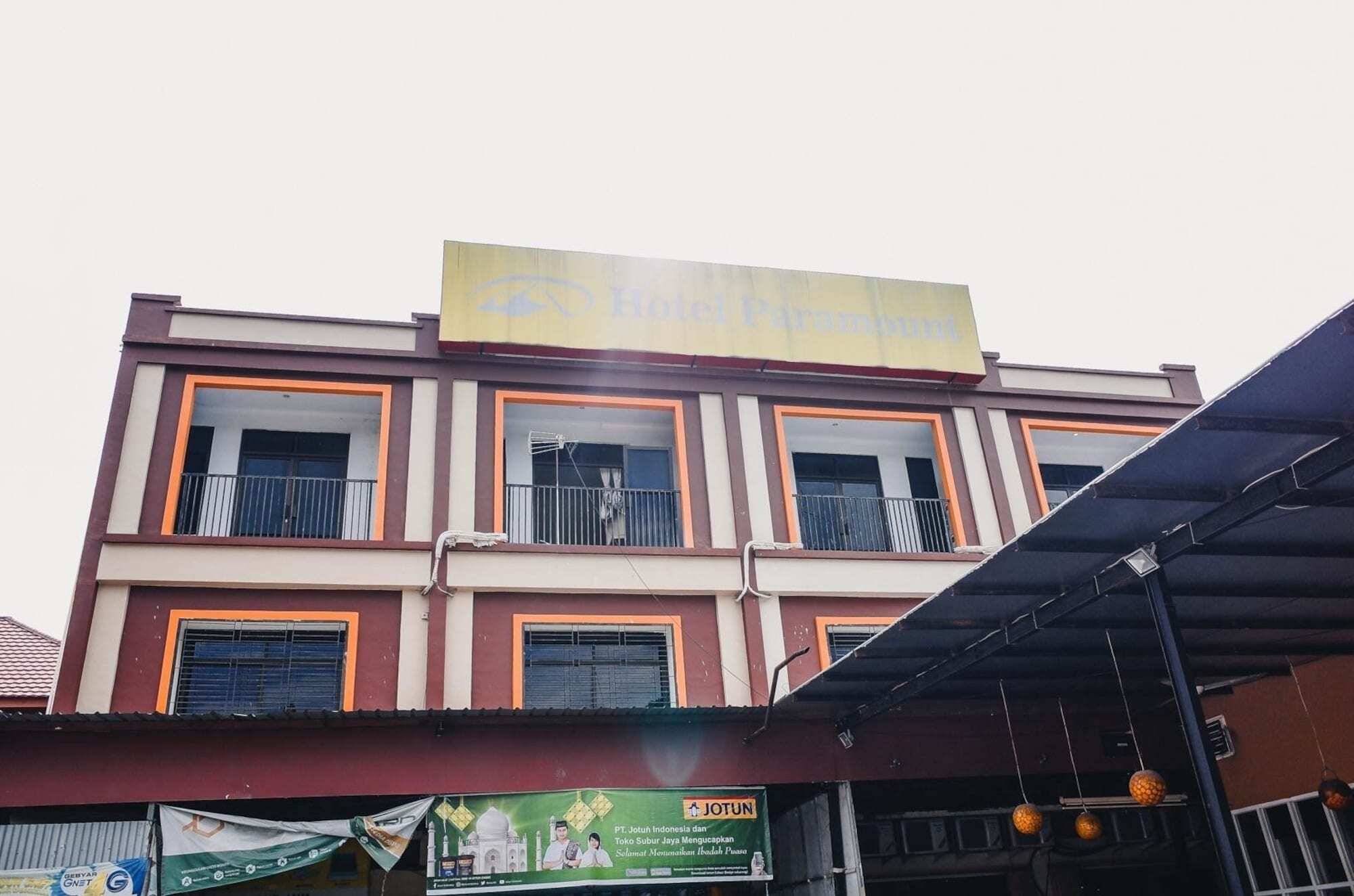 Reddoorz Plus Near Sultan Hasanuddin Airport Macasar Exterior foto